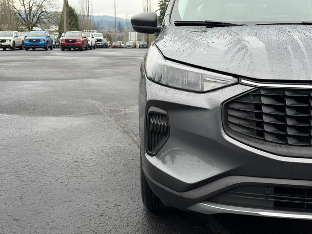 Certified 2023 Ford Escape Active image 10