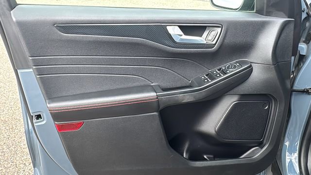 Certified 2023 Ford Escape ST-Line w/ Tech Pack #1 image 11