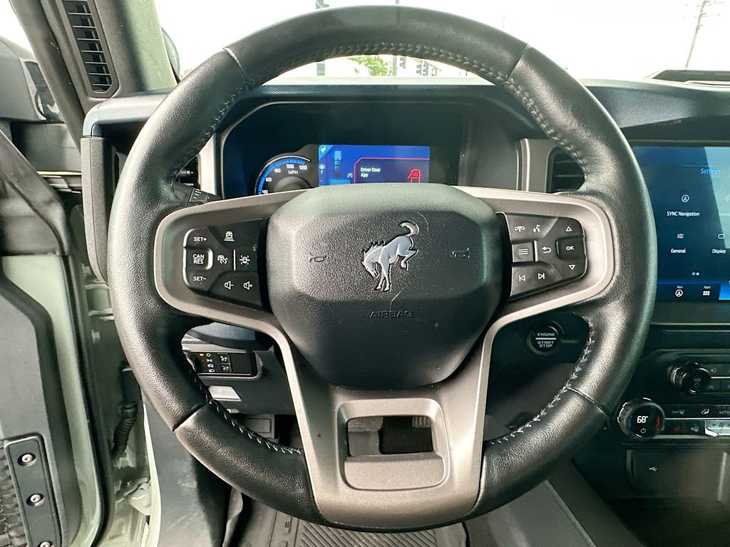 Certified 2021 Ford Bronco First Edition AWD/4WD image 17