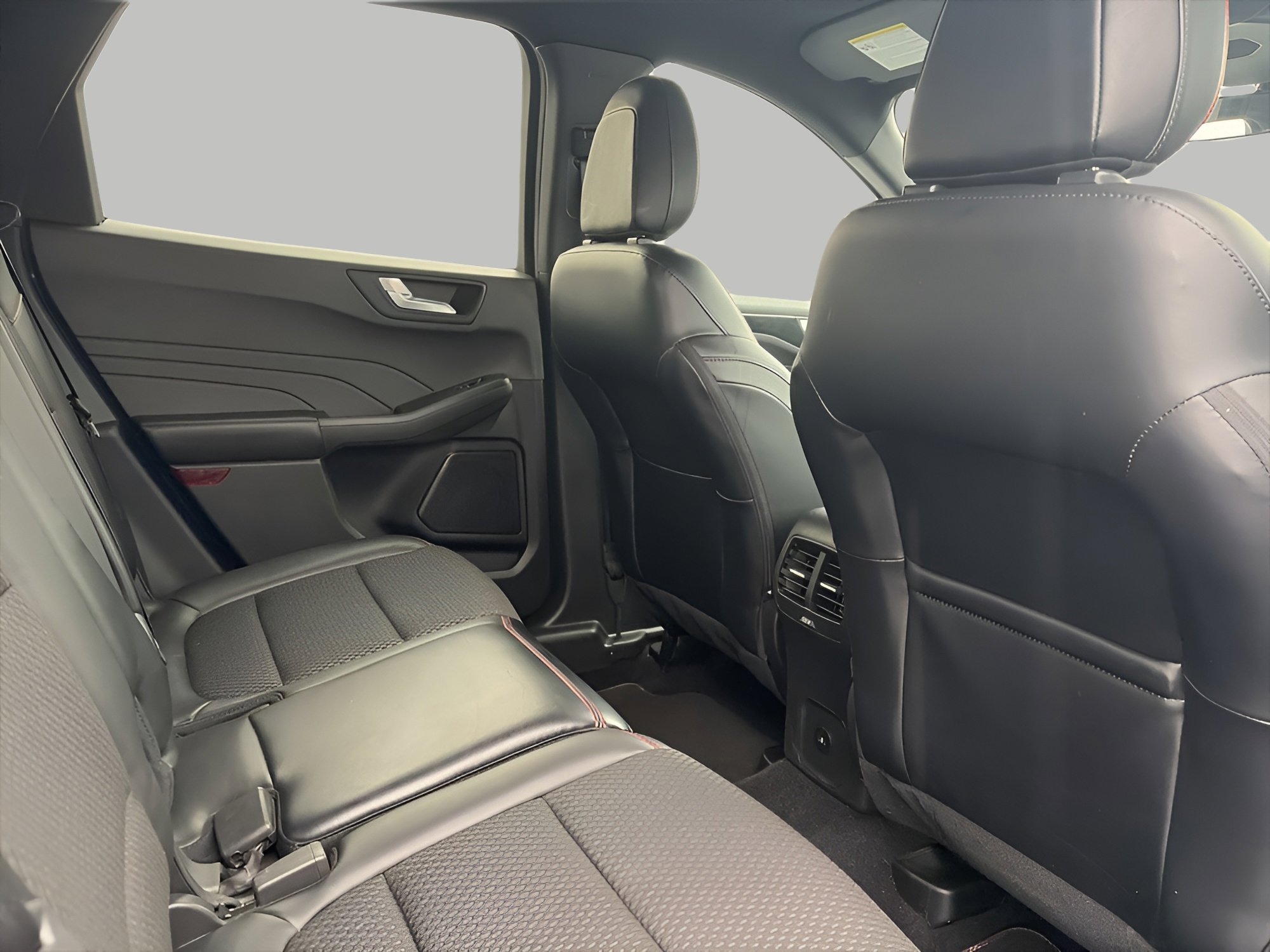 Certified 2023 Ford Escape ST-Line w/ Tech Pack #1 image 6