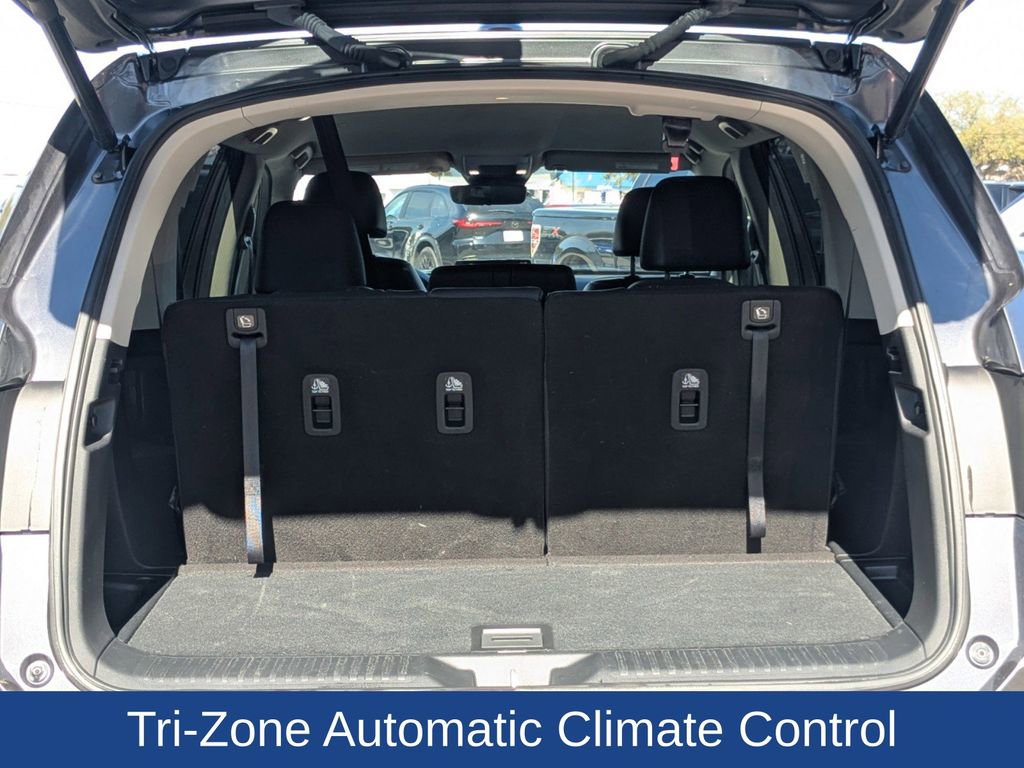 Used 2025 Honda Pilot EX-L image 14