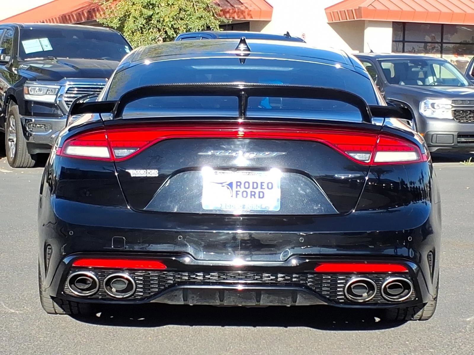 Used 2022 Kia Stinger GT2 image 3