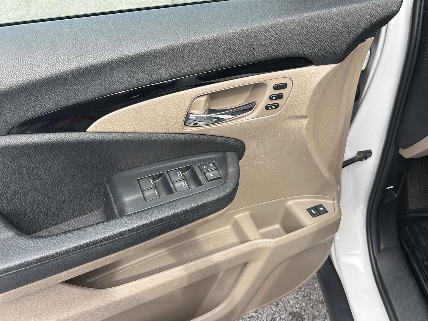 Used 2022 Honda Pilot Elite image 15