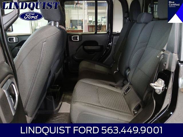 Used 2021 Jeep Gladiator Sport AWD/4WD image 19