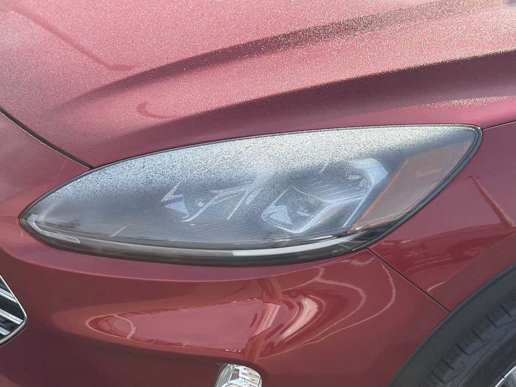 Certified 2022 Ford Escape Titanium w/ Titanium Elite Package image 8