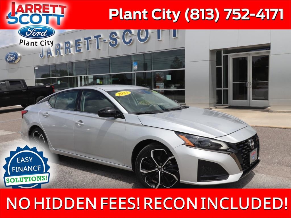 Used 2024 Nissan Altima 2.5 SR FWD image 1