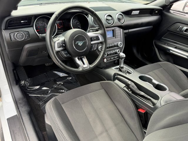 Certified 2019 Ford Mustang Coupe RWD image 19