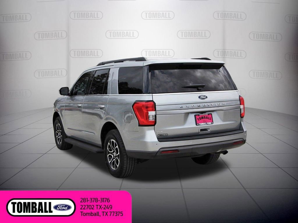 Certified 2023 Ford Expedition XLT image 3