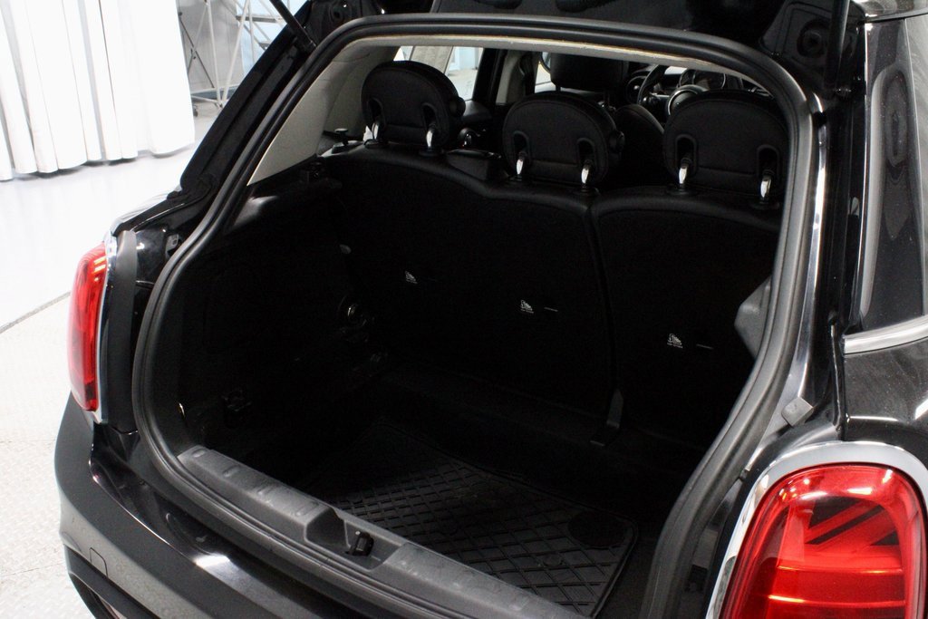 Used 2020 MINI Cooper S image 16