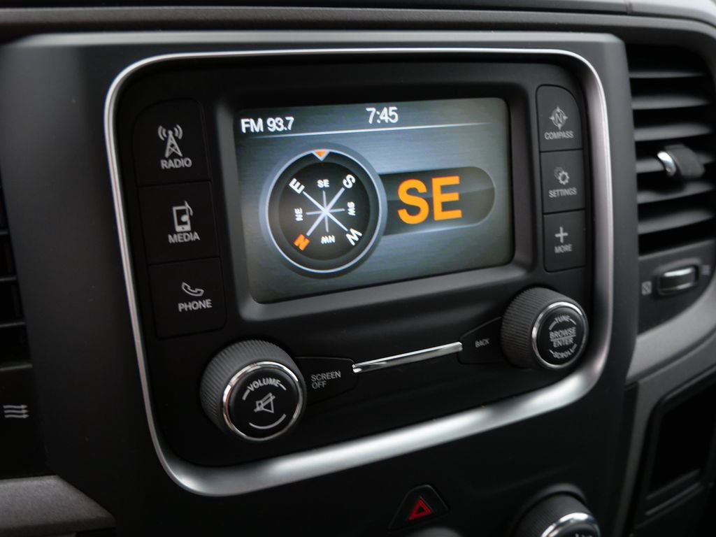 Used 2018 RAM 2500 Tradesman w/ Chrome Appearance Group AWD/4WD image 28