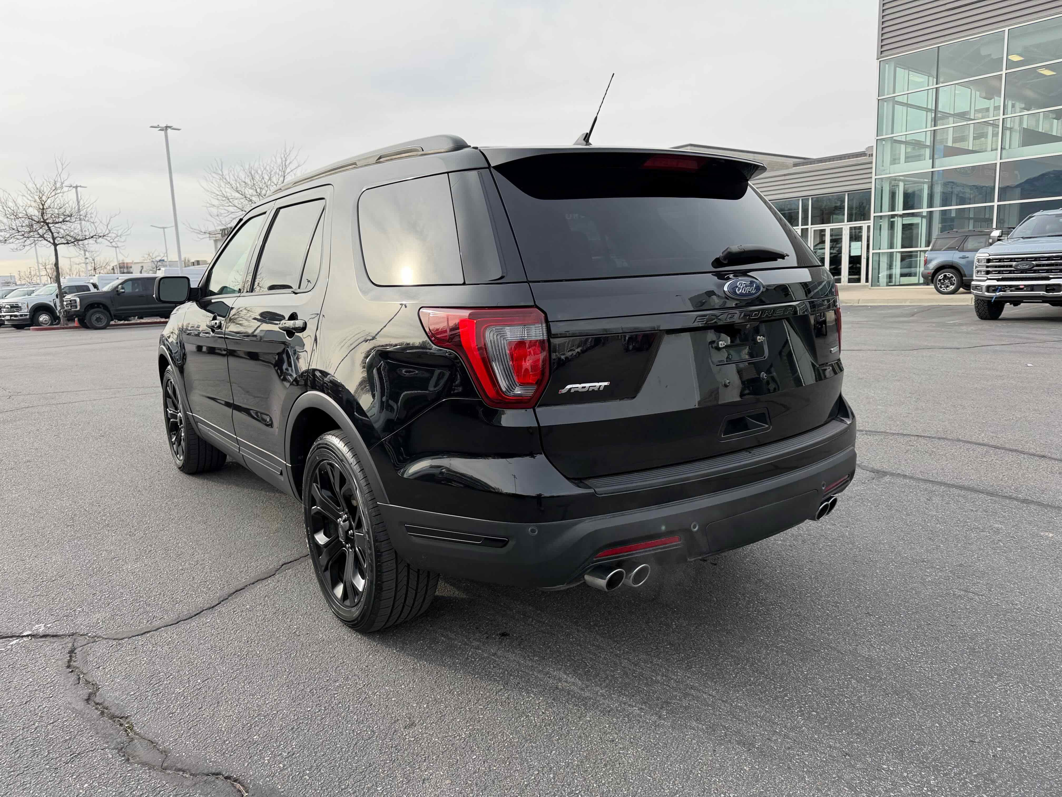 Certified 2019 Ford Explorer Sport w/ Equipment Group 401A image 5