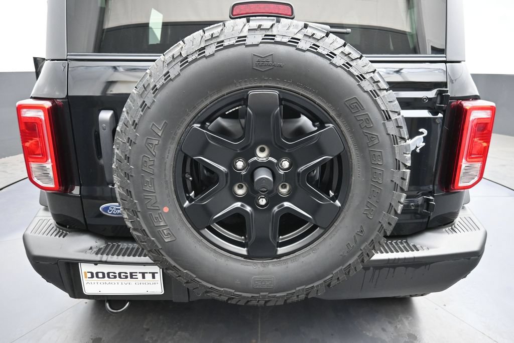 Certified 2024 Ford Bronco Black Diamond AWD/4WD image 6
