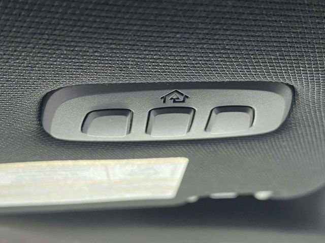 Certified 2021 Ford F250 Platinum w/ FX4 Off-Road Package image 37