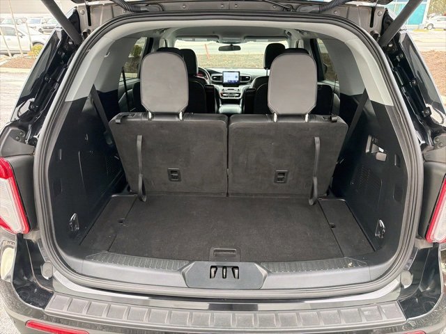 Certified 2023 Ford Explorer XLT w/ Equipment Group 202A image 29