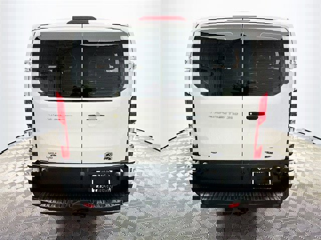 Certified 2019 Ford Transit 350 XL image 4