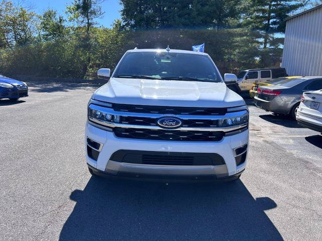 Certified 2024 Ford Expedition Limited AWD/4WD image 2