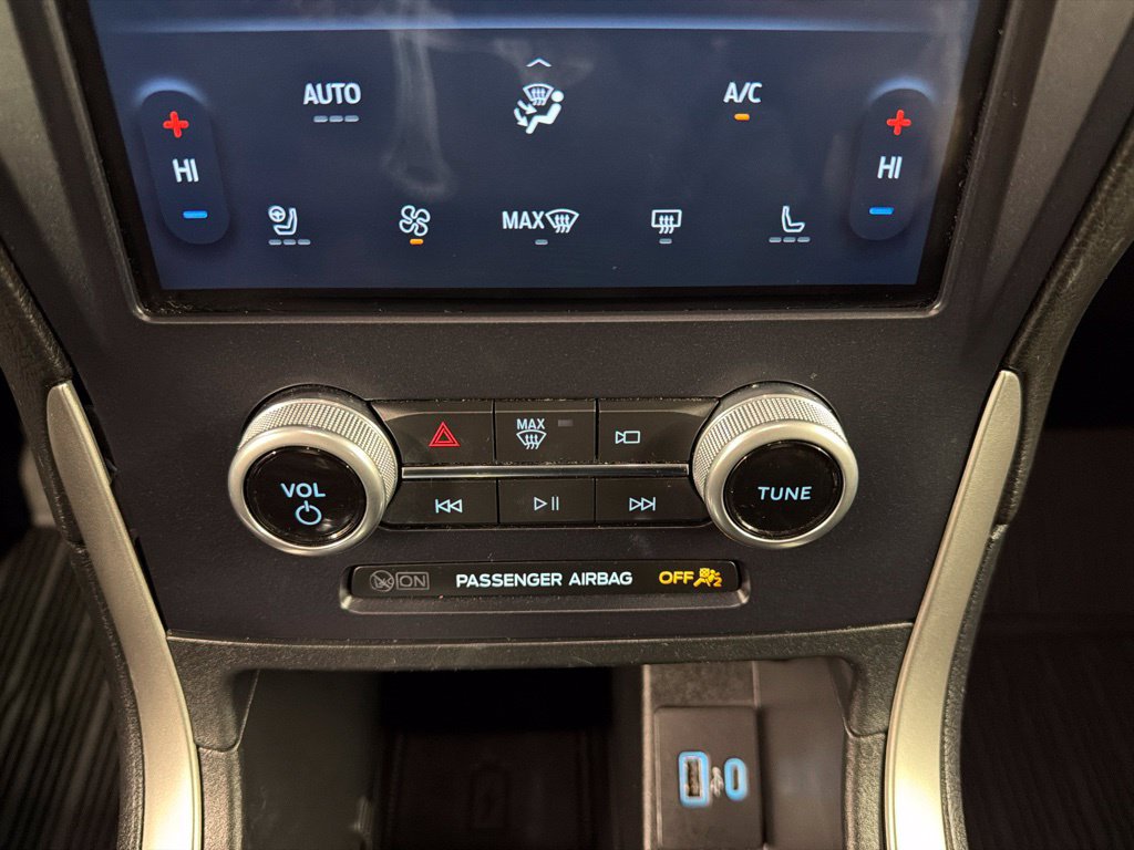Certified 2023 Ford Edge ST-Line AWD/4WD image 13