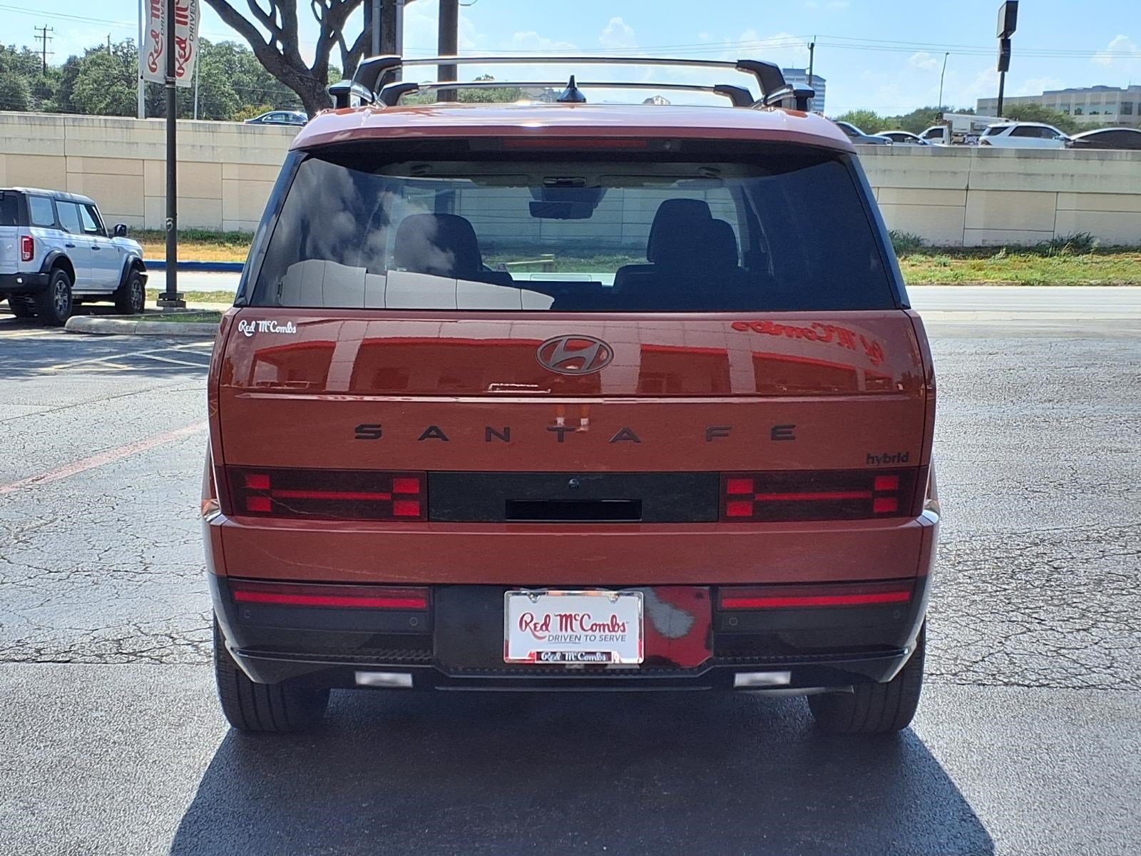 Used 2025 Hyundai Santa Fe Calligraphy FWD image 7