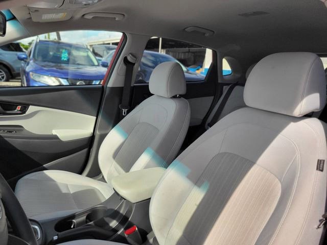 Used 2023 Hyundai Kona SEL image 17