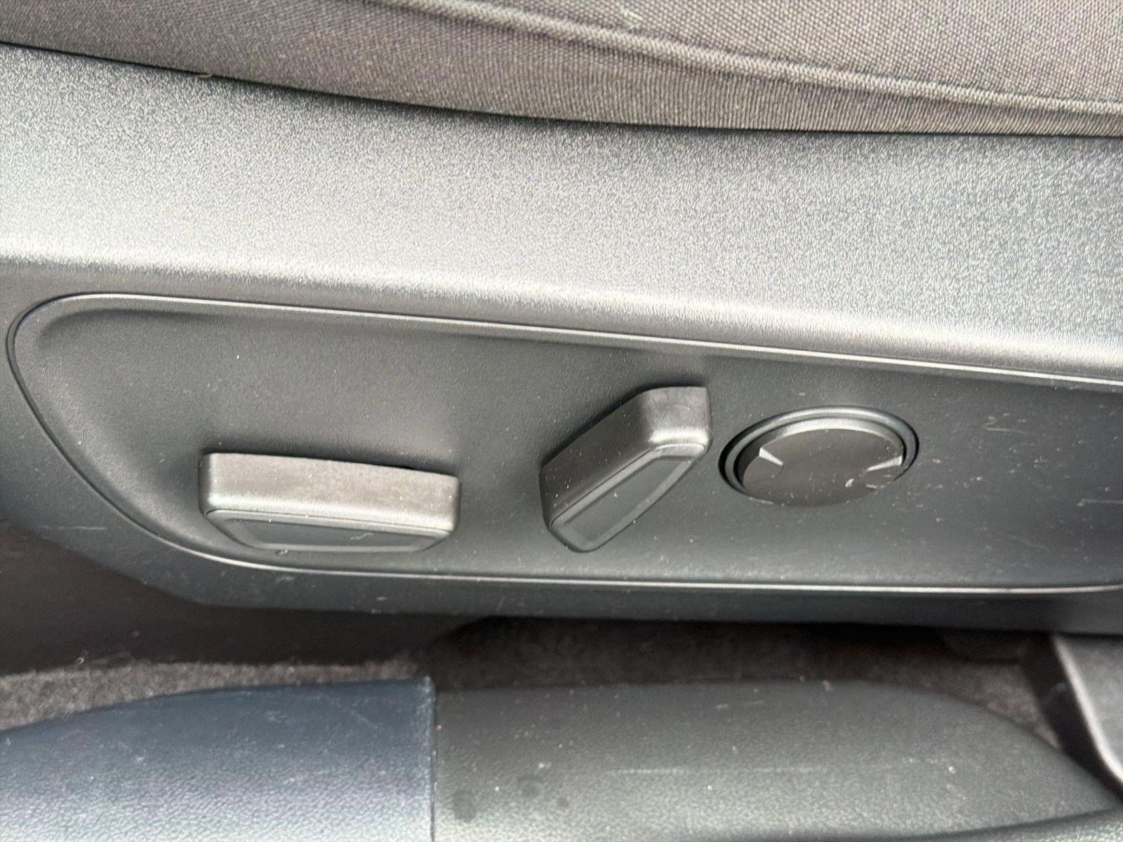 Certified 2024 Ford Escape Active w/ Cold Weather Package FWD image 13