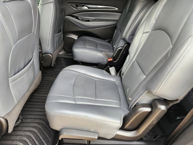 Used 2019 Buick Enclave Essence image 29