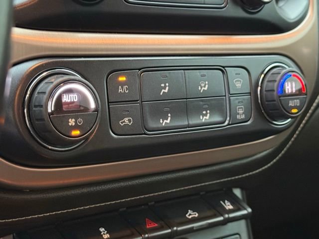 Used 2018 GMC Canyon Denali image 20