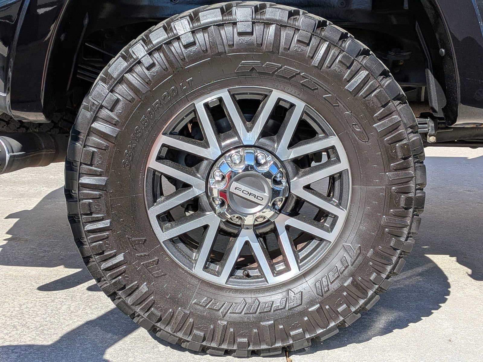 Certified 2022 Ford F250 Platinum w/ Tremor Off-Road Package image 6