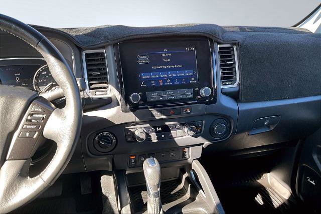 Used 2024 Nissan Frontier SV w/ SV Convenience Package image 11