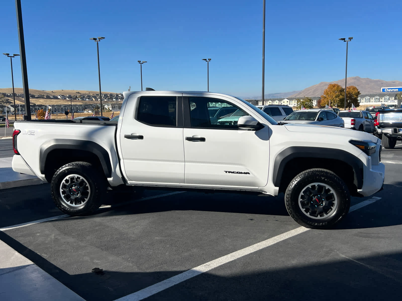 Used 2024 Toyota Tacoma TRD Off-Road image 9