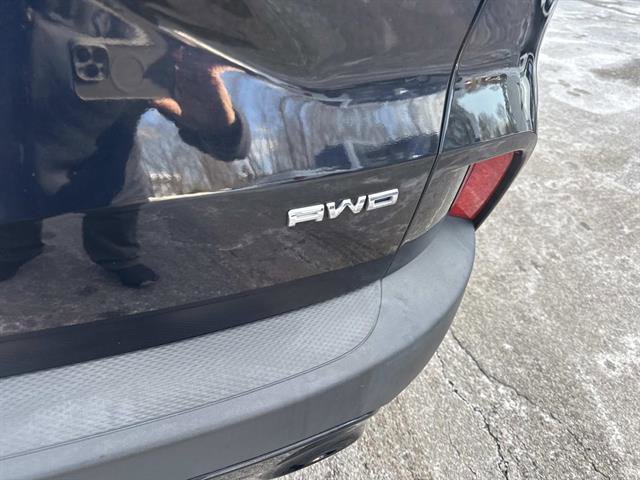 Certified 2021 Ford Escape SE w/ SE Sport Appearance Package image 6