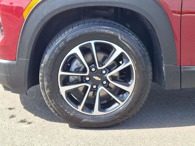 Used 2024 Chevrolet TrailBlazer LT w/ LT Cold Weather Package AWD/4WD image 29