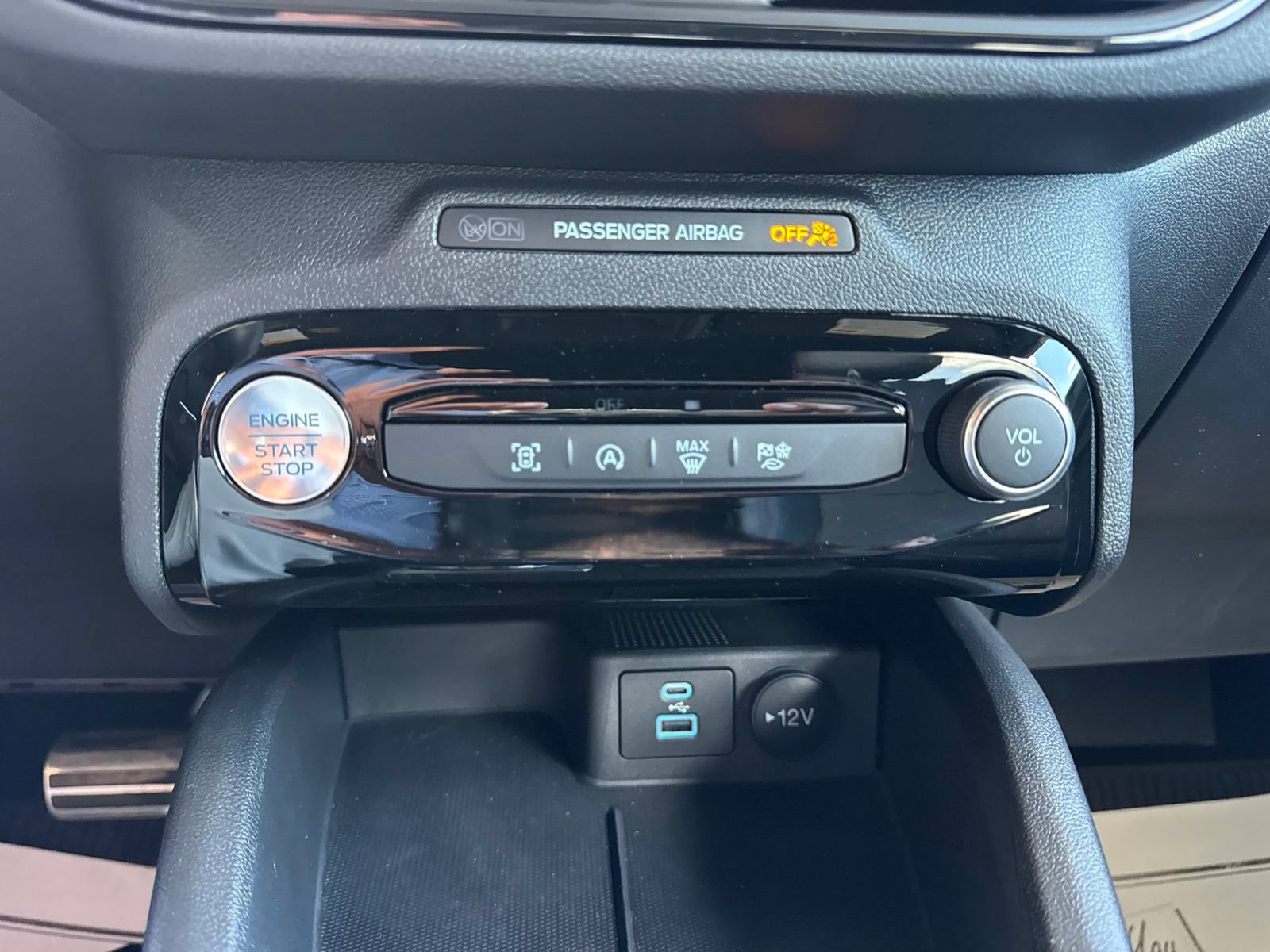 Certified 2023 Ford Escape ST-Line Select w/ Tech Pack #1 AWD/4WD image 30