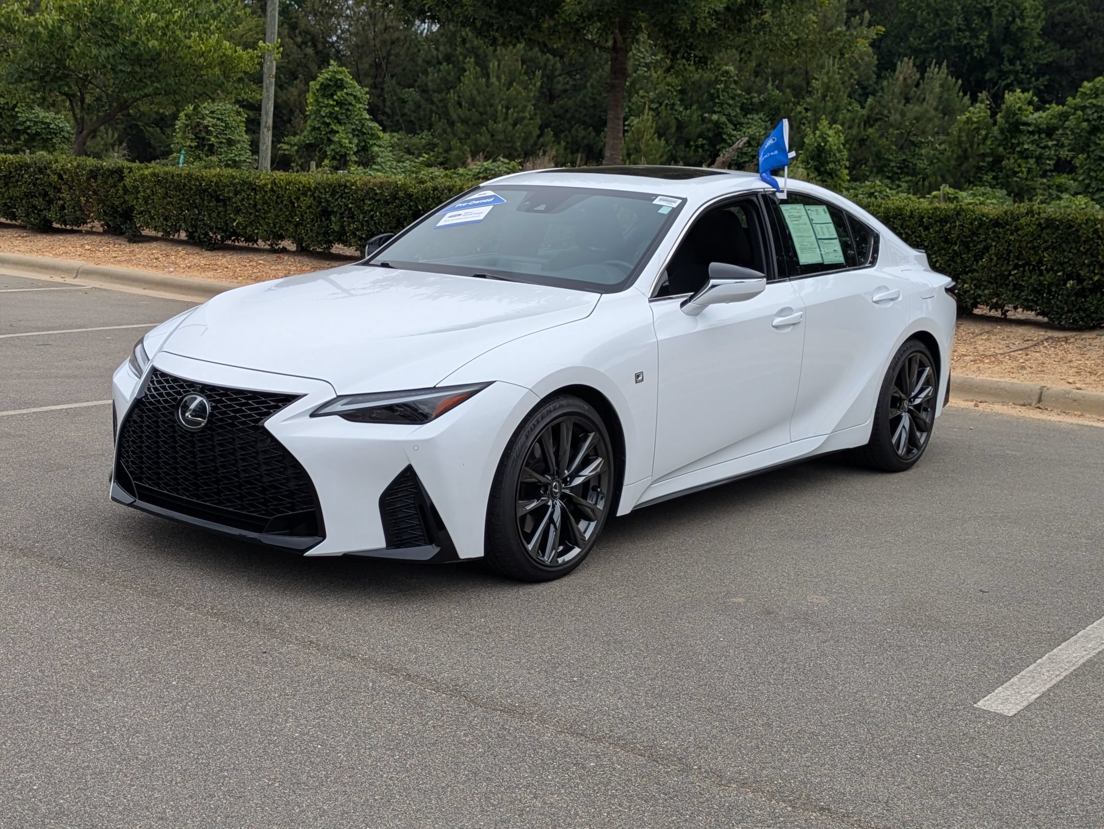Used 2023 Lexus IS 350 F Sport RWD image 8