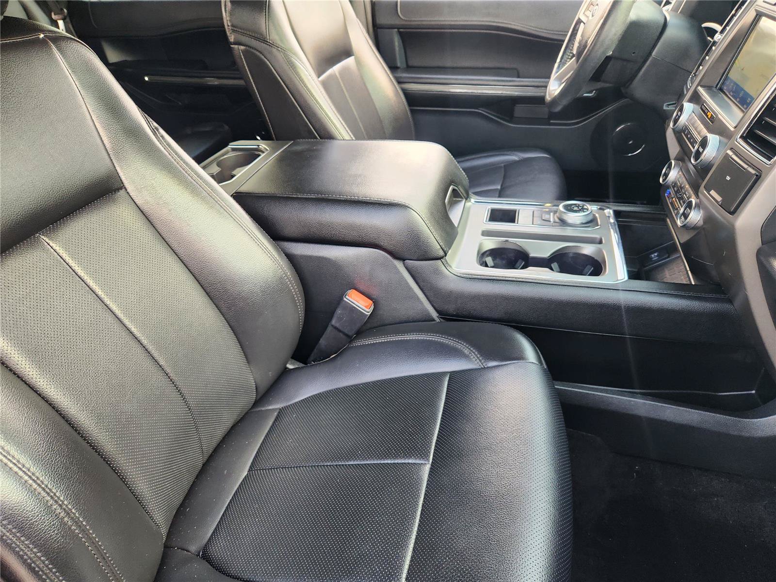 Certified 2021 Ford Expedition XLT RWD image 12