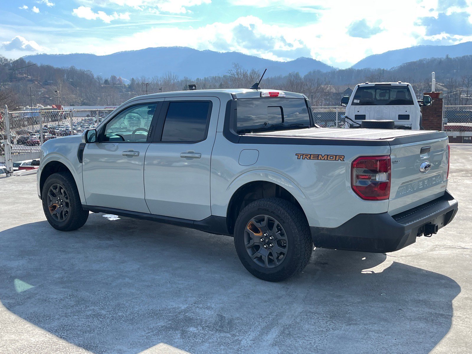 Certified 2023 Ford Maverick Tremor w/ Tremor Off-Road Package image 4