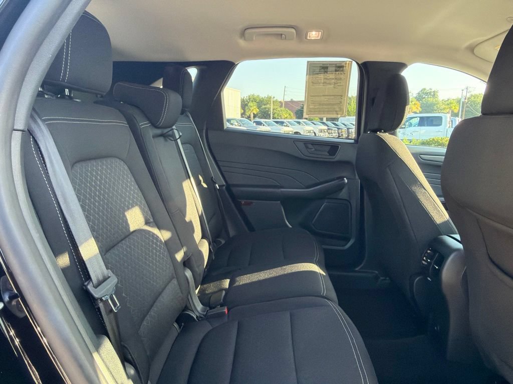 Certified 2025 Ford Escape Active FWD image 26