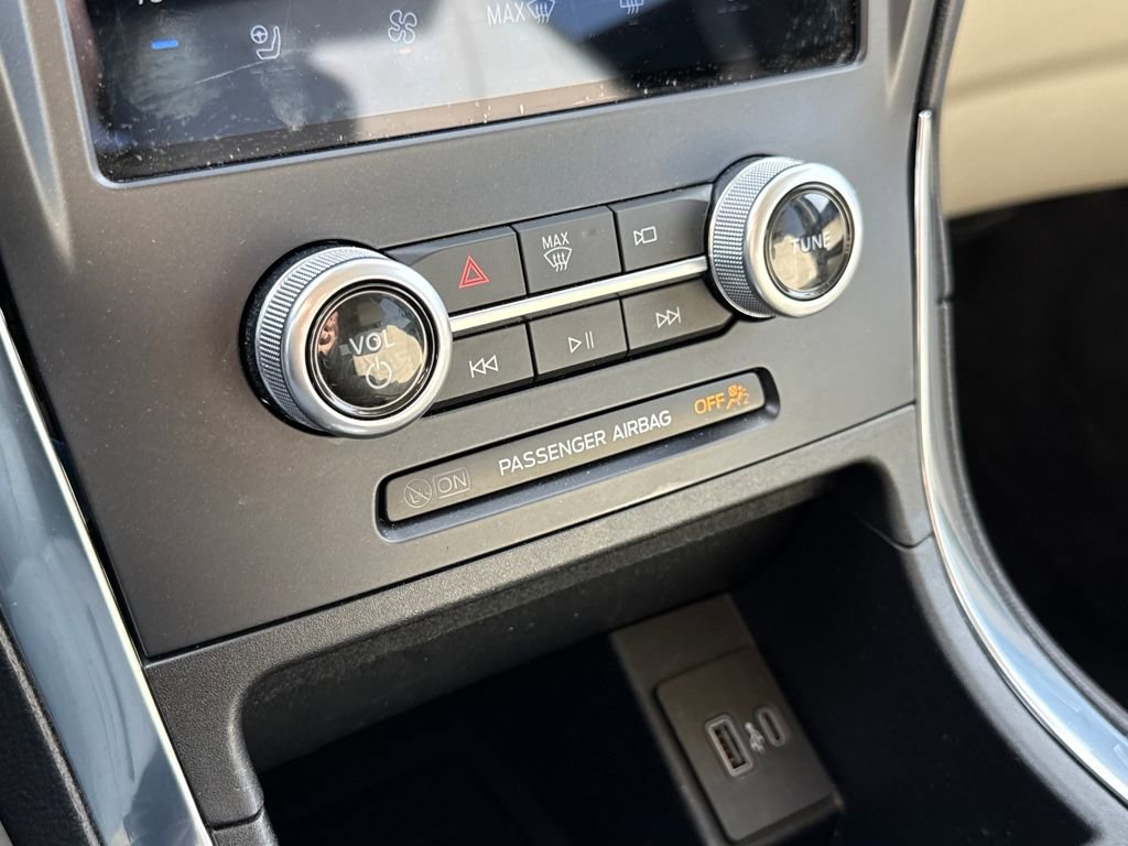 Certified 2022 Ford Edge Titanium image 24