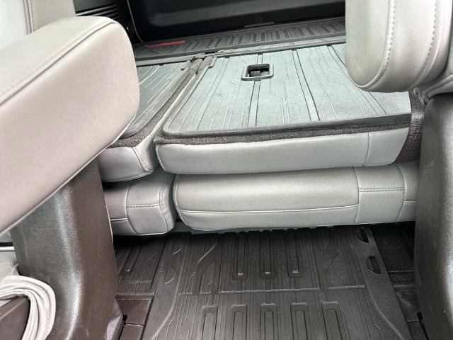 Used 2021 GMC Yukon SLT w/ SLT Luxury Plus Package image 19