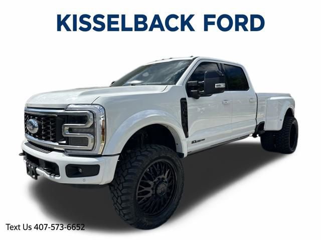 Certified 2025 Ford F450 Platinum AWD/4WD image 9