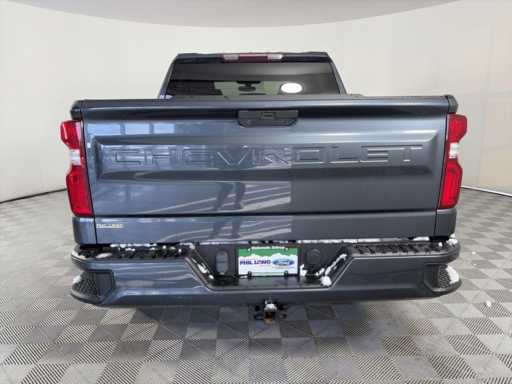 Used 2021 Chevrolet Silverado 1500 Custom w/ LPO, Dark Essentials Package image 4