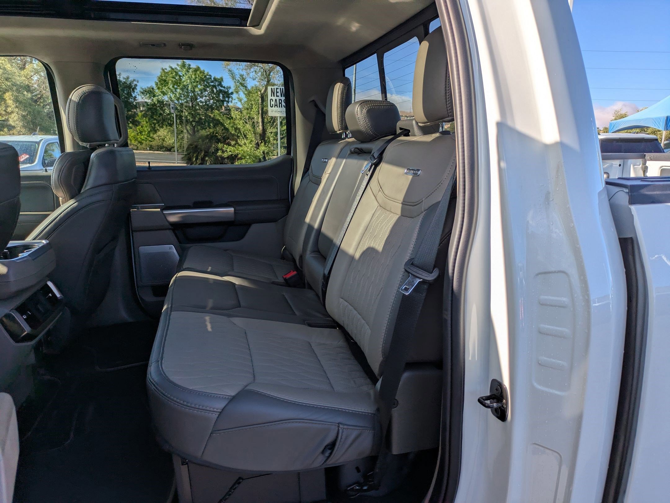 Certified 2024 Ford F150 Platinum AWD/4WD image 30