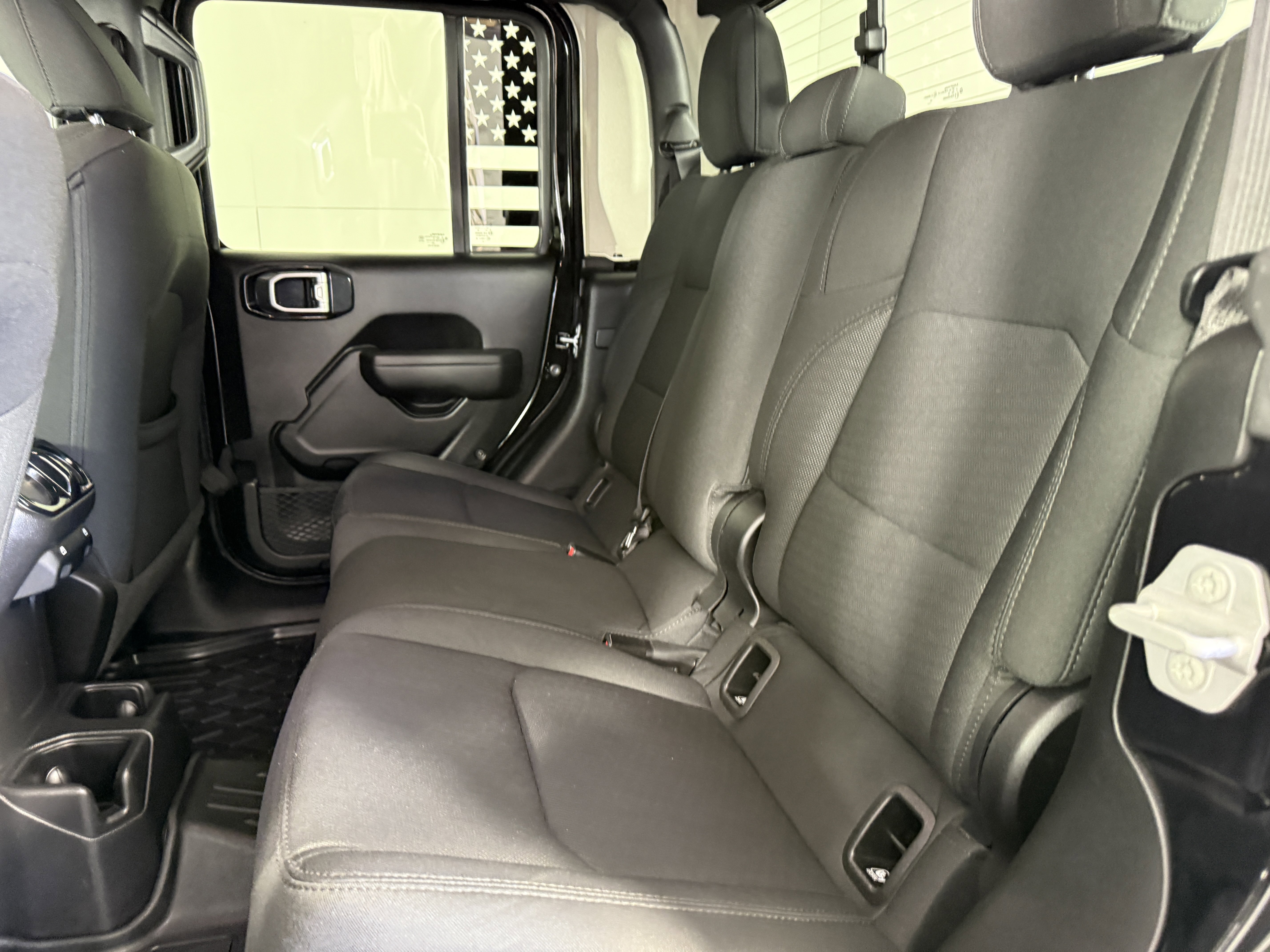 Used 2022 Jeep Gladiator Sport image 15