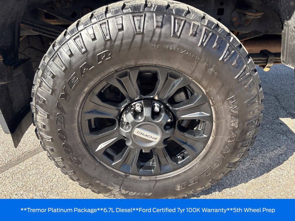 Certified 2022 Ford F250 Platinum w/ Tremor Off-Road Package AWD/4WD image 45