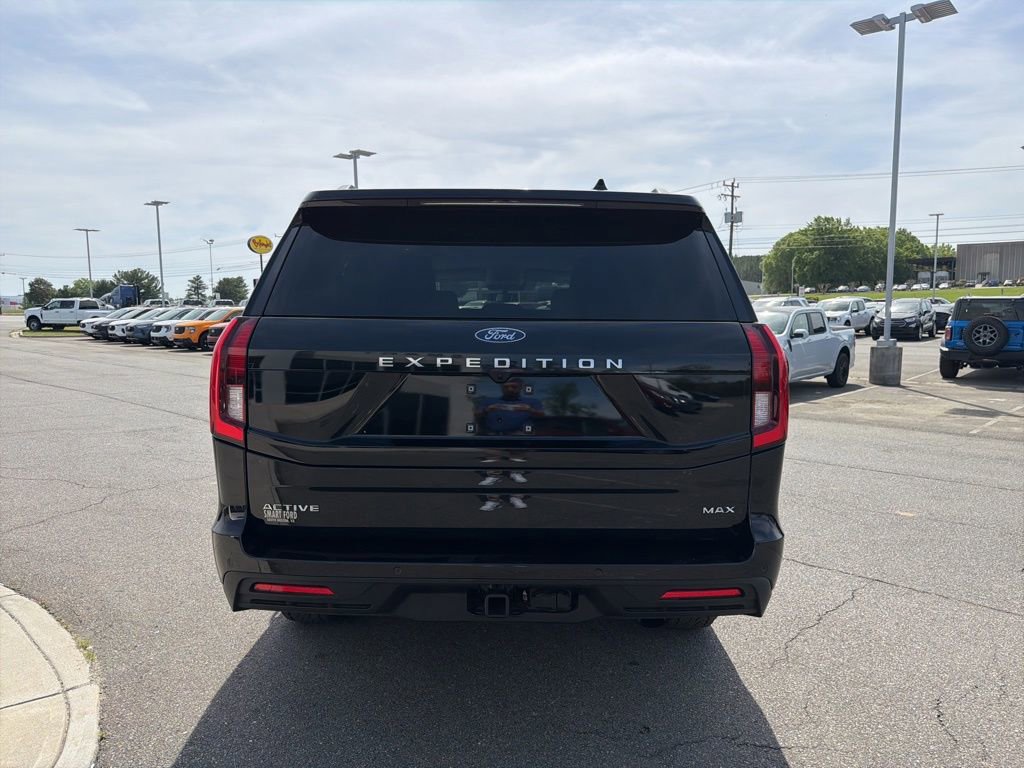 Certified 2025 Ford Expedition Max Active AWD/4WD image 5