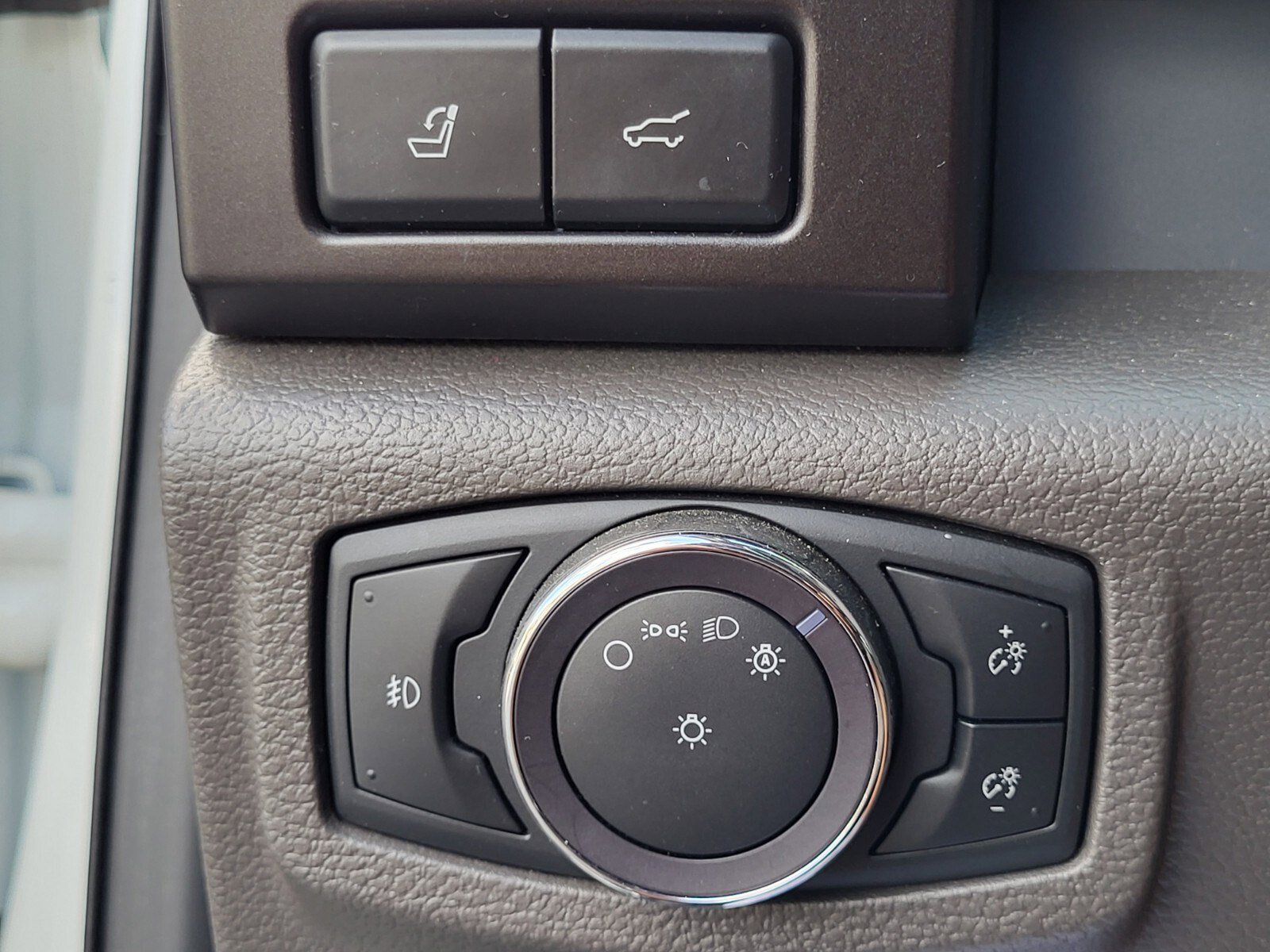 Certified 2021 Ford Expedition Limited RWD image 23