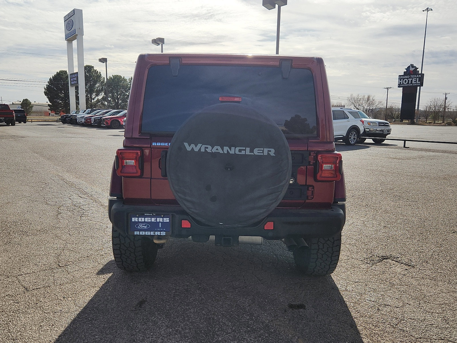 Used 2021 Jeep Wrangler Unlimited Rubicon w/ Trailer Tow Package image 4