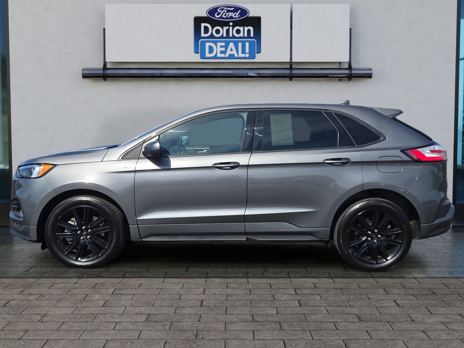 Certified 2022 Ford Edge ST-Line AWD/4WD image 6