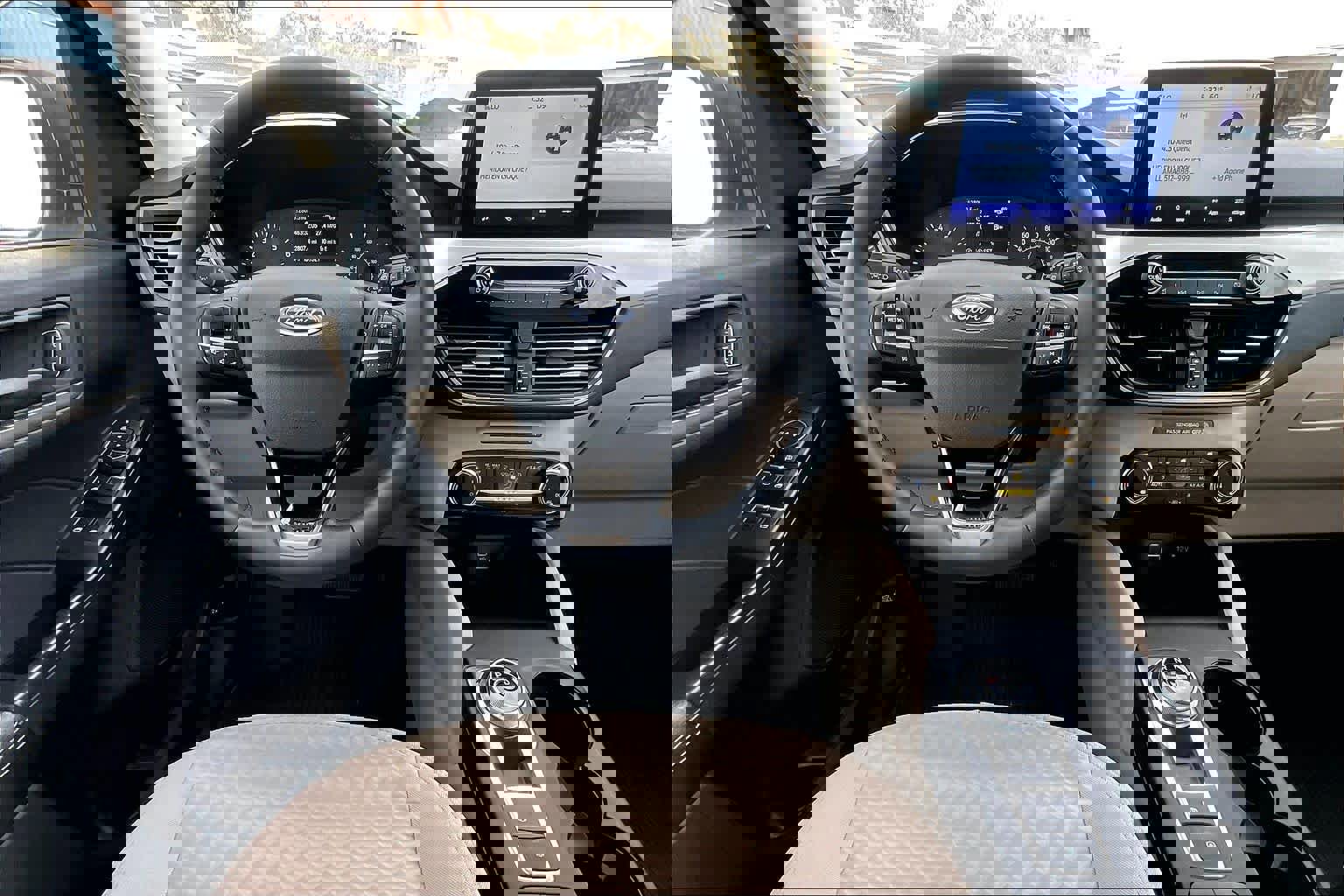 Certified 2022 Ford Escape SE w/ Convenience Package image 16