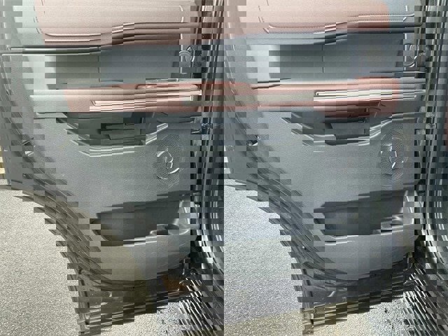 Certified 2024 Ford Expedition Limited image 49