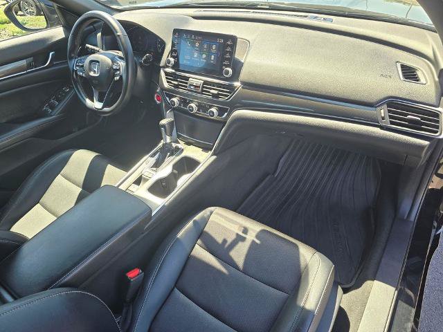 Used 2018 Honda Accord Sport image 19